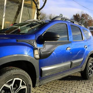 Ovien ylälistat (4 kpl) Renault Duster 2018–2024 kuva 1