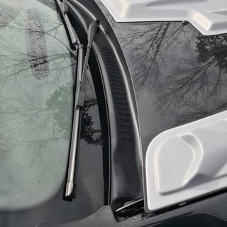 Tuulilasin alareunan suojapaneeli (ABS) Renault Duster 2008–2017 kuva 2
