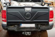 Volkswagen Amarok 2010–2022 Takalukun lista (ABS) kuva 4