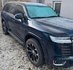 Toyota Land Cruiser 200 2007–2021 Restyling-sarja LC 300 High-Line -malliin (täysi sarja) kuva 9