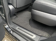 Lexus LX 500d/600 2022– Sisätilamatot (EVA, mustat) kuva 3