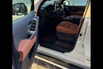 Toyota Land Cruiser 200 2007–2021 Sisätilan päivityssarja LC300:lle (kojelaudan paneelit) kuva 5