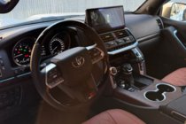 Toyota Land Cruiser 200 2007–2021 Sisätilan päivityssarja LC300:lle (kojelaudan paneelit) kuva 3