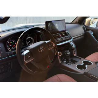 Sisätilan päivityssarja LC300:lle (kojelaudan paneelit) Toyota Land Cruiser 200 2007–2021 kuva 3