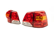 Toyota Land Cruiser 200 2007–2021 Takavalot 2007-2015 (OEM) kuva 3