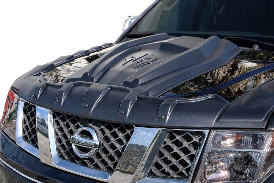 Nissan Navara 2006–2015 Konepellin suojalista (ABS) Image