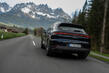 Koeajo: uudistettu urheilullinen crossover Porsche Cayenne kuva 2