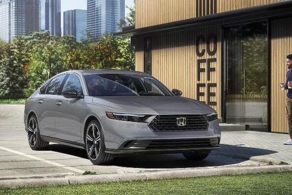 Uuden sukupolven Honda Accord -sedanin koeajo