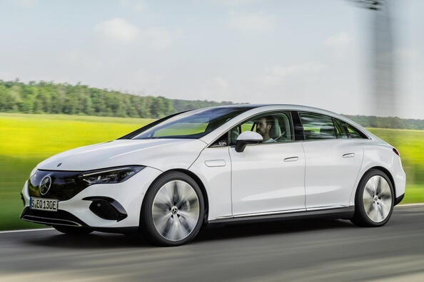 Mercedes-Benz EQE (V295) -sähkösedanin koeajo