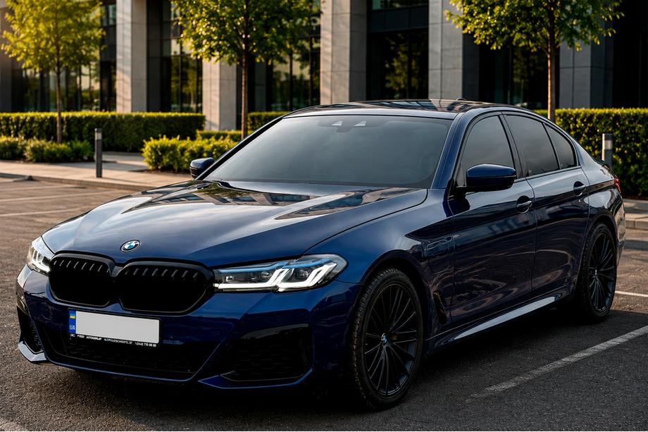 BMW 5-sarja G30/G31 2017–2023 Facelift-sarjoja (M-Tech 2021) Kuva 4