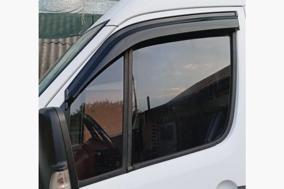 Volkswagen Crafter 2006–2016 Sivulasien tuuliohjaimet (2 kpl, EuroCap) Image