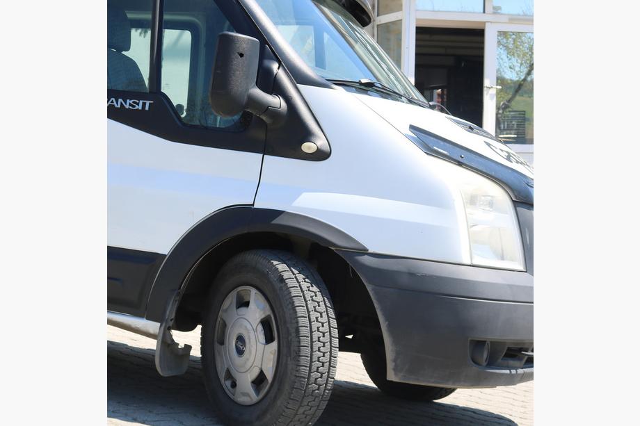 Ford Transit 2000–2014 Lokasuojan kaarilistat EuroCap 2006-2013 (6 kpl, ABS, pitkä akseliväli) Image