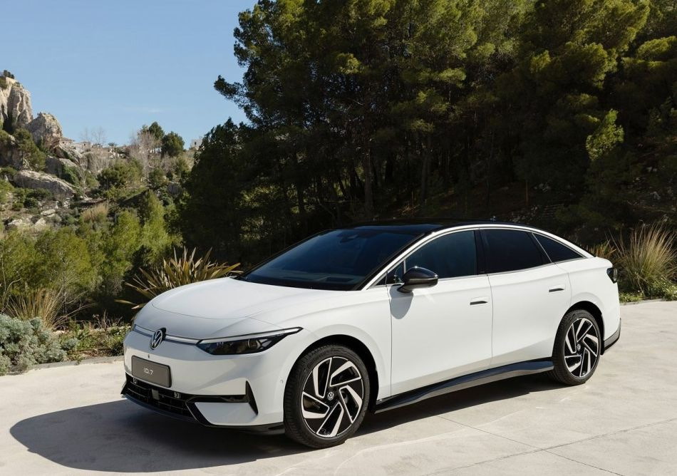 Koeajo: sähköinen takavetoinen liftback Volkswagen ID.7