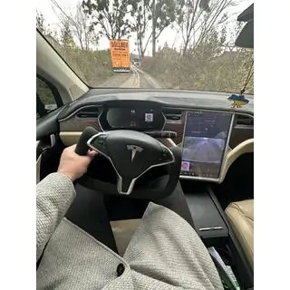 Ohjauspyörä, ruorimalli (Alcantara, lämmitettävä) Tesla Model X 2015– kuva 2