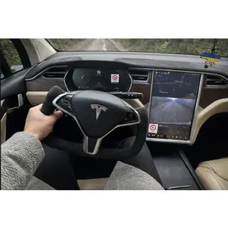 Ohjauspyörä, ruorimalli (Alcantara, lämmitettävä) Tesla Model X 2015– kuva 1