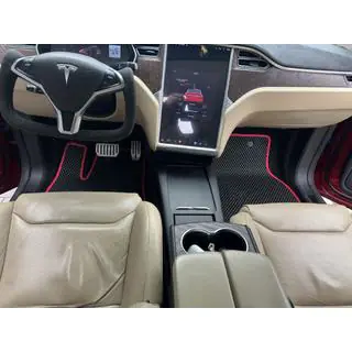 EVA-lattiamatot (mustat) Tesla Model X 2015– kuva 3
