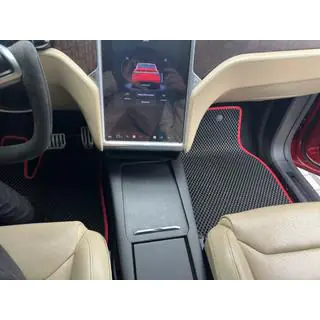 EVA-lattiamatot (mustat) Tesla Model X 2015– kuva 4