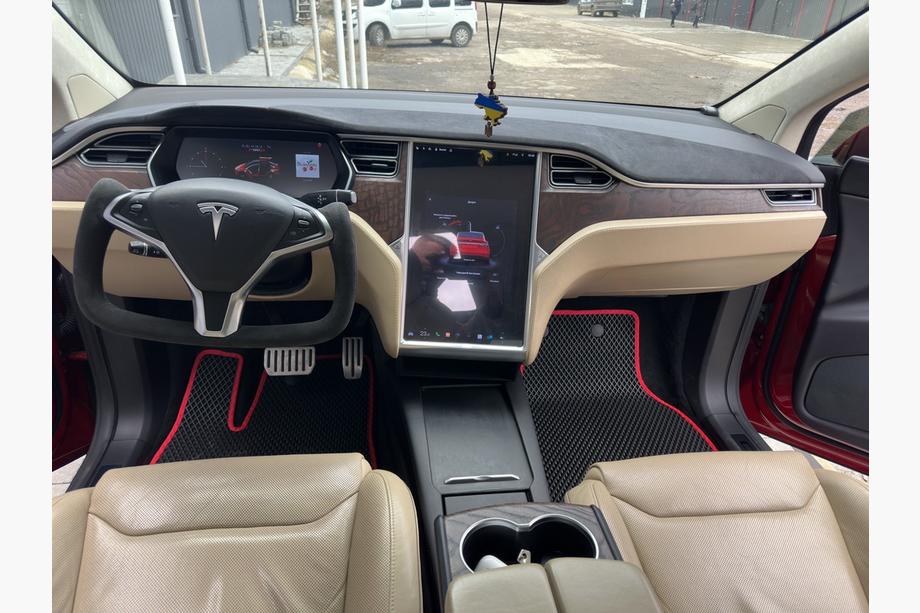 Tesla Model X 2015– EVA-lattiamatot (mustat) Image