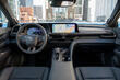 Katsaus crossover-sedaniin Toyota Crown kuva 5