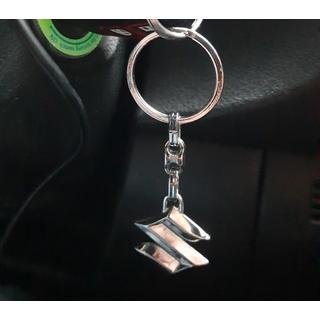 Metallinen avaimenperä Suzuki-logolla kuva 1