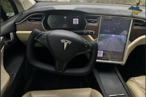 Tesla Model X 2015– Urheiluratti (keinonahka ja hiilikuituinsertit) kuva 1