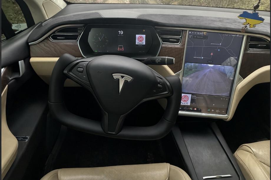 Tesla Model X 2015– Urheiluratti (keinonahka ja hiilikuituinsertit) Image