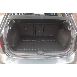 3D Stingray tavaratilan kaukalomatto (E-Golf)