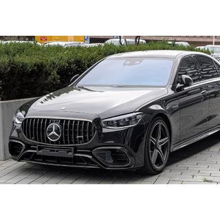 AMG S63 korisarja sivuhelmoilla kuva 2