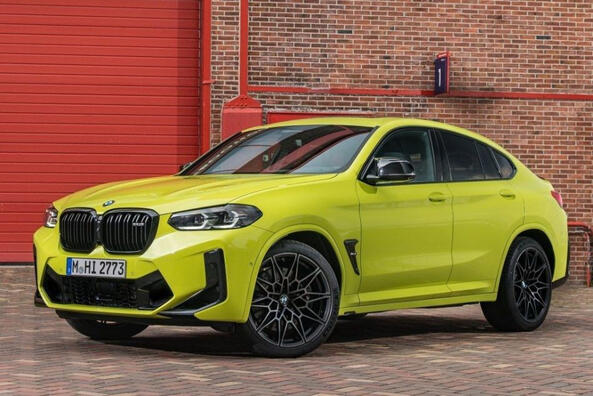 Katsaus urheilulliseen BMW X4 M -crossoveriin