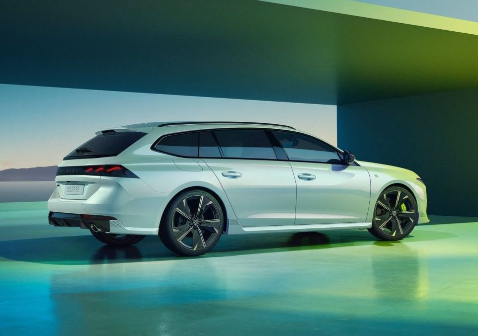 Koeajo: uudistettu Peugeot 508 SW -farmari