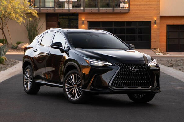 Katsaus Lexus NX -crossoverin toiseen sukupolveen