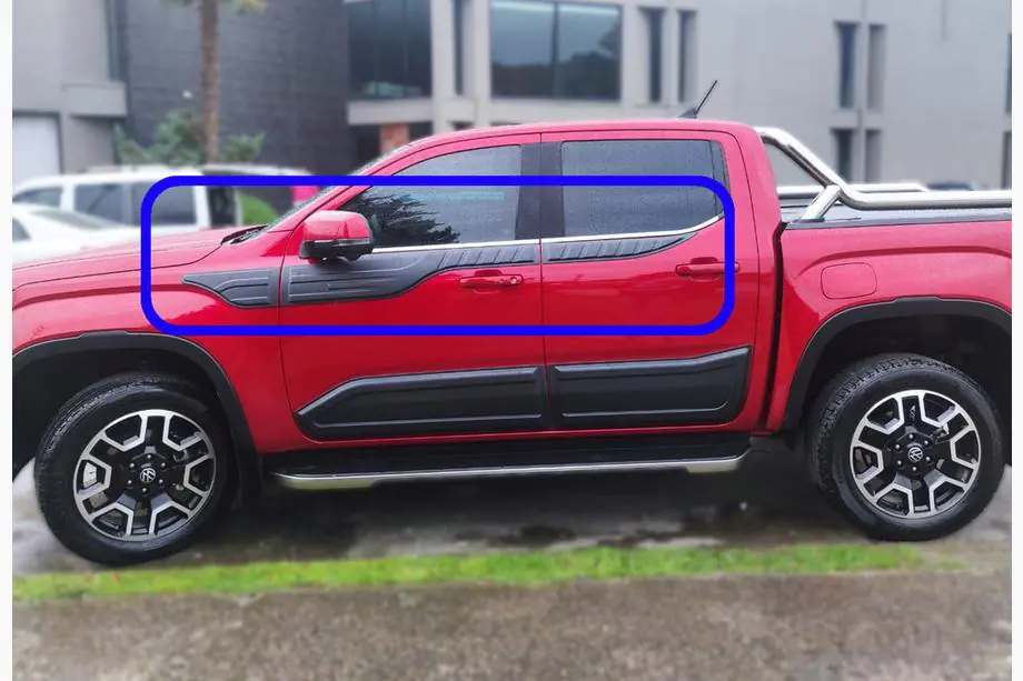 Volkswagen Amarok 2022– Ovien ylälistat (6 kpl, ABS) Image