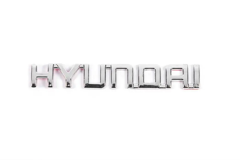 Hyundai-teksti (13,5 x 2,0 cm) Kuva 2