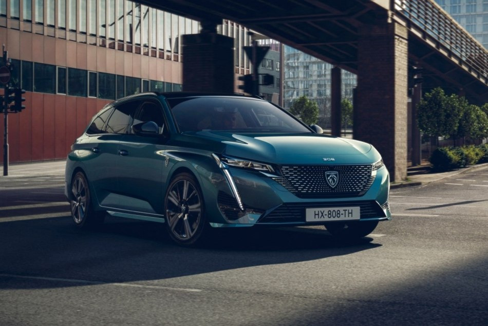 Katsaus Peugeot 308 SW:n kolmanteen sukupolveen