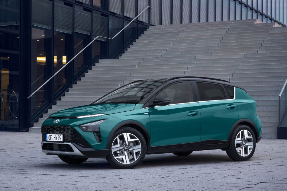 Katsaus kompaktista kaupunkicrossoverista Hyundai Bayon