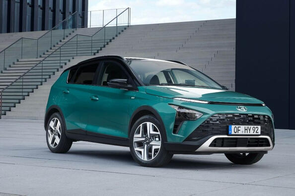 Katsaus kompaktista kaupunkicrossoverista Hyundai Bayon