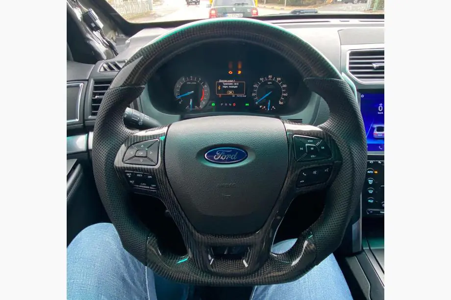 Ford Explorer 2019– Täydellinen anatominen ohjauspyörä (hiilikuitu) Image