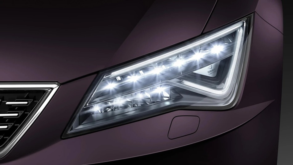Auton LED-valot: plussat ja miinukset