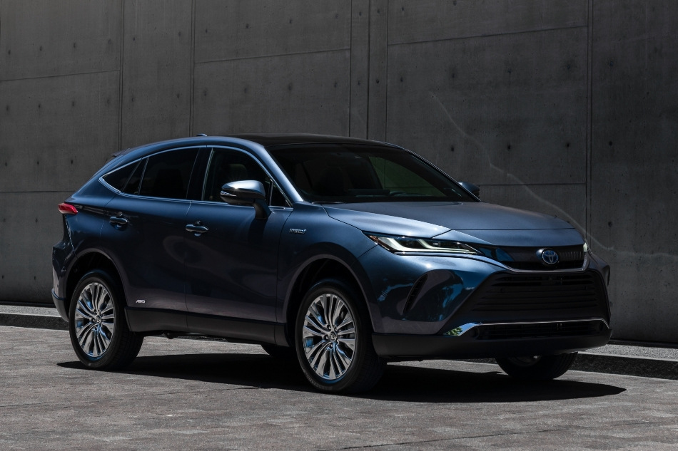 Katsaus toisen sukupolven Toyota Venza -crossoveriin