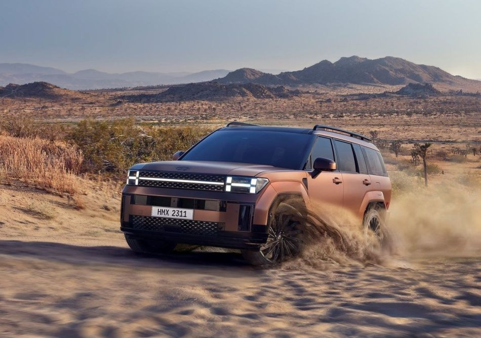Viidennen sukupolven Hyundai Santa Fe: crossoverin katsaus