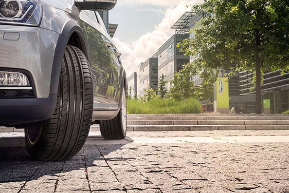 Näin valitset kesärenkaat autoon
