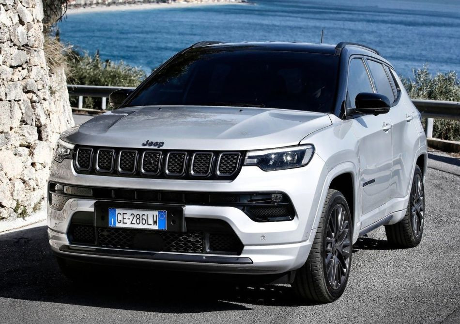 Koeajo: päivitetty 2. sukupolven Jeep Compass -crossover