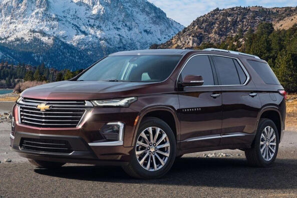 Katsaus uudistettuun Chevrolet Traverse -crossoverein