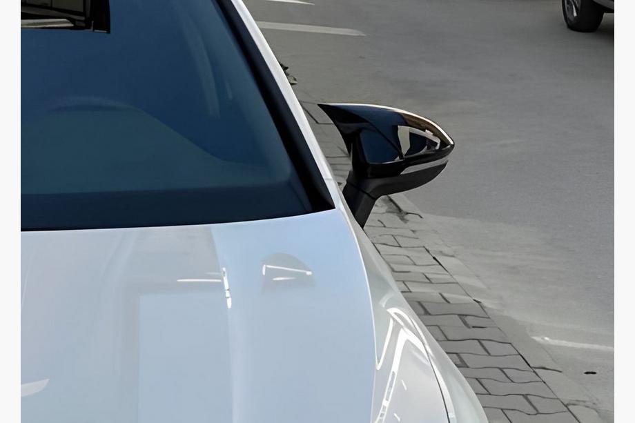 Volkswagen Golf 8 2019– Peilinkuoret RLine-Look (2 kpl) Kuva 8