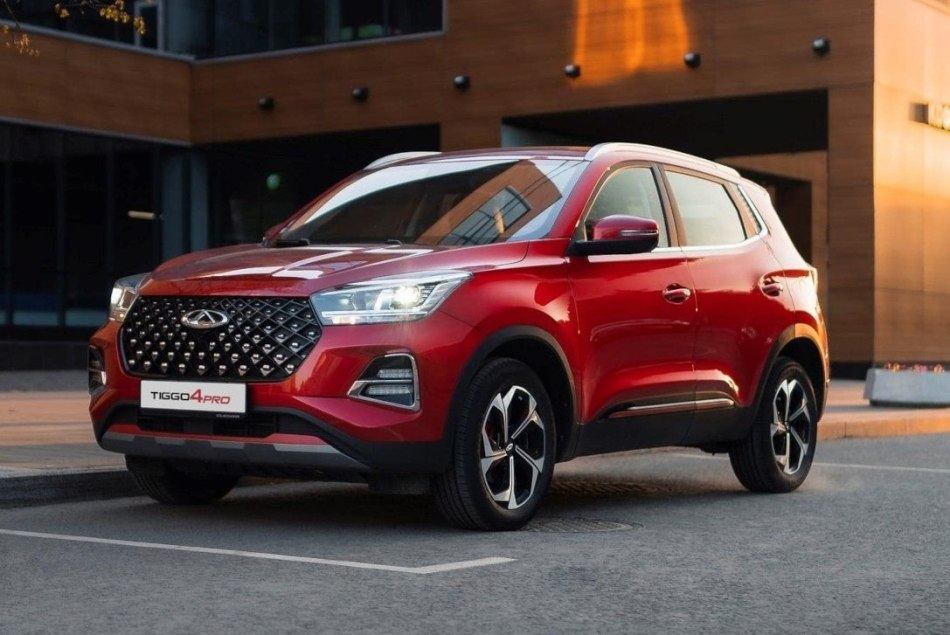 Koeajo: uudistettu Chery Tiggo 4 Pro -crossover