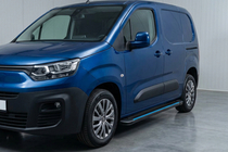 Fiat Doblo III 2023– Maya Blue sivuaskelmat (2 kpl, alumiini) kuva 1
