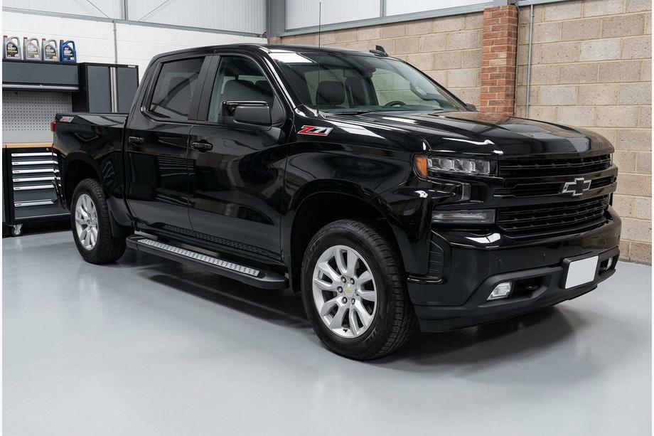 Chevrolet Silverado 2019– Sivuastinlaudat New Vision Black (2 kpl, alumiini) Image