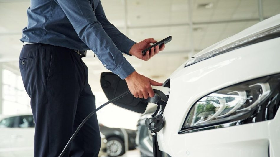 Kuinka kannattava sähköauto on?