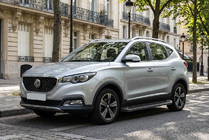 MG ZS 2017–2024 Allmond Black sivuportaat (2 kpl, alumiini) kuva 1