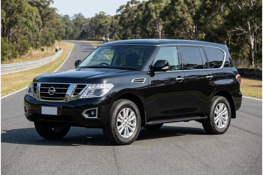 Nissan Armada 2016–2024 Allmond Black sivuportaat (2 kpl, alumiini) Image